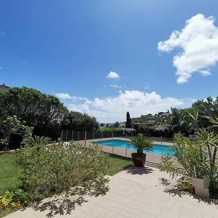 Avec Vue A 100m Des Plages Roquebrune-sur-Argens